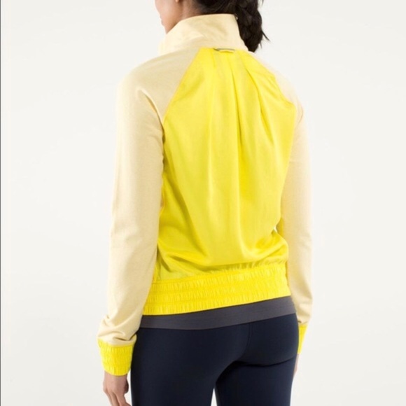 { Lululemon } : Blissed Out Jacket in “Sizzle” - Picture 3 of 8